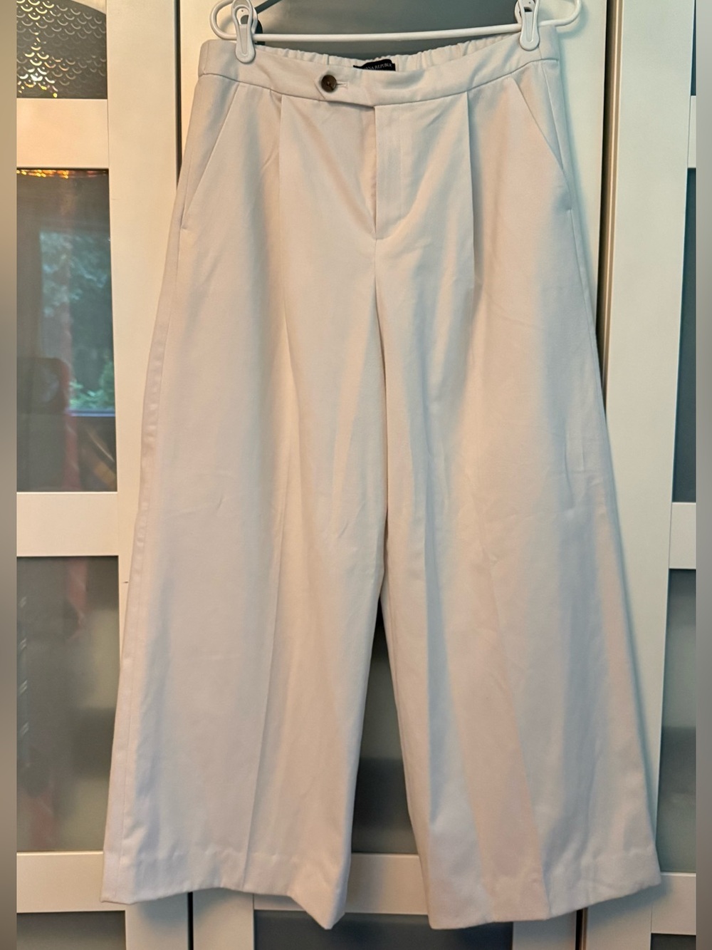 Banana Republic Snow White Color Wide Leg Pants 10